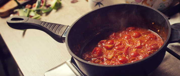 tomato sauce in pan cooking